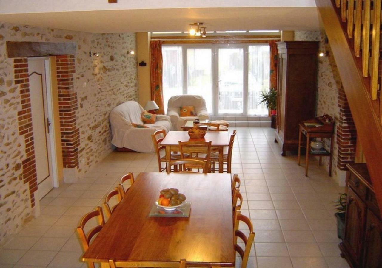 Bed and Breakfast Logis De Chezelles Sidiailles Екстер'єр фото