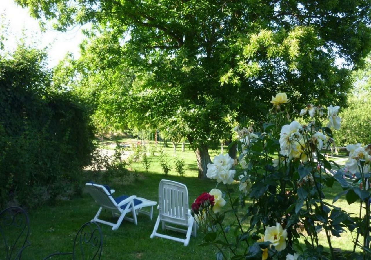 Bed and Breakfast Logis De Chezelles Sidiailles Екстер'єр фото