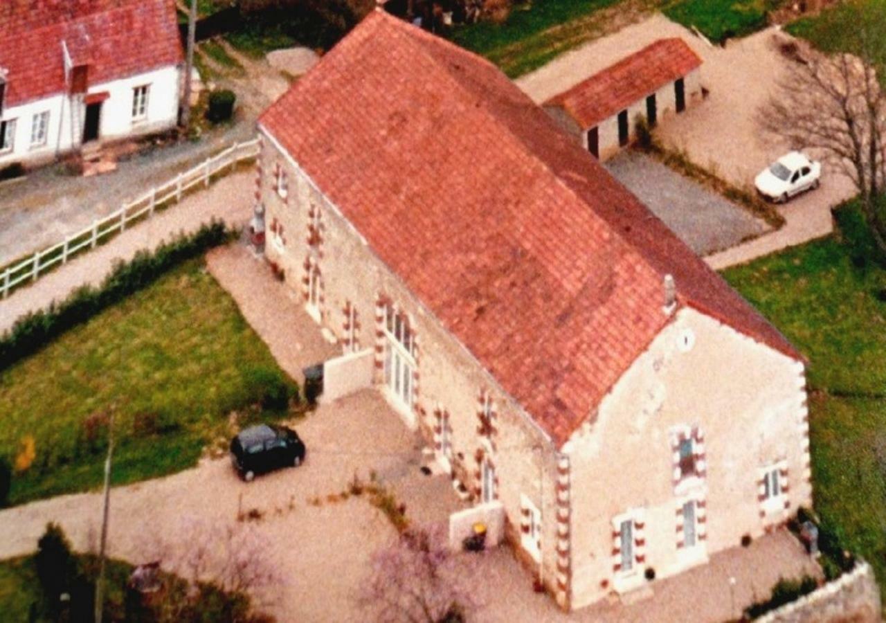 Bed and Breakfast Logis De Chezelles Sidiailles Екстер'єр фото
